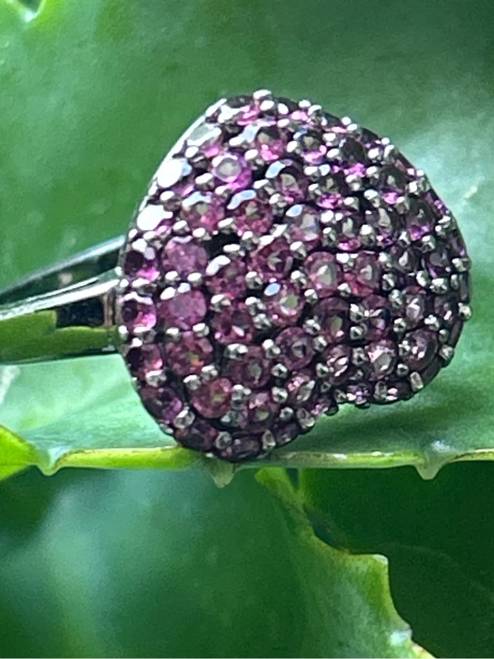 Vintage Heng Nagai black tone Sterling Silver clusters pave ruby love Heart ring